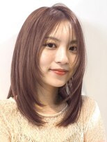 ピンクベージュミディアムレイヤー段カット顔まわりレイヤー銀座