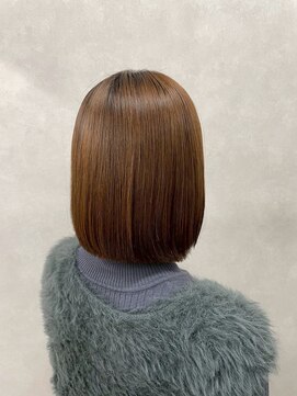 ロウ 町田(ROW) 働く大人女性の為のカット×カラー【ROW町田】