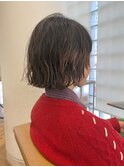 クセを活かした重めボブ