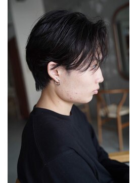 クオルヴィラ 立川北口(QOL villa) 大人男子清潔感センターパートニュアンスパーマ