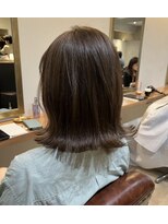 クウキ (kuuki)&nbsp;ふわっと、ミディアム。　カジュアル、ベージュ。