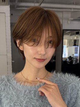 アビー(ABBEY) ショートショートボブショートヘア大人ショート耳掛けショート