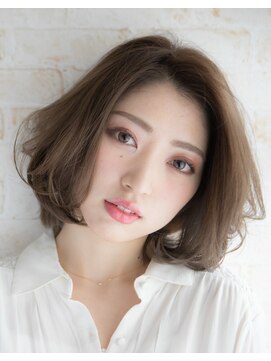 エメ(aimer) 大人可愛いルーズボブ