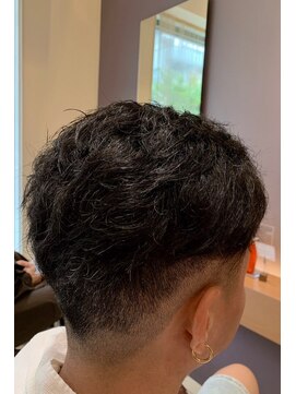 アイフィールアヴェダ 船堀店(i feel AVEDA) 【中村】ミリタリー風刈り上げ☆フェイドスタイル