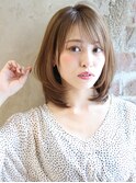 耳かけでも小顔!!ふわっとワンカールミディ『ルヴア新宿』