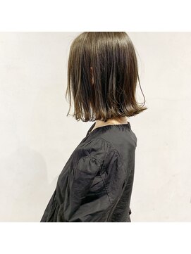 ミント(mint) 透明感オリーブグレージュ！