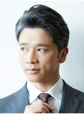 40代50代ビジネス好印象ショート白髪染めかき上げヘア