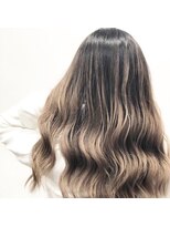 リーブル(Libre)&nbsp;外国人風コントラストバレイヤージュカラー