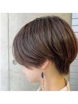 ヴィータ 田町(vi ta) ハンサムショート