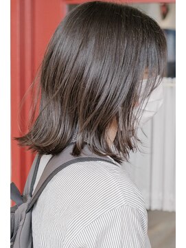 ルーシー ヘアデザインワークス(Lucy Hair Design Works) サロンワーク×外ハネロブ