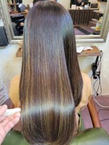 リリアン(Ririan)&nbsp;【橋本】カット+自社製品髪質改善トリートメント