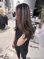 キング 枚方店(K!ng)&nbsp;【枚方、高槻、梅田】ホワイトハイライト