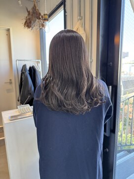 ロカ 表参道(loka) アッシュベージュ[表参道/ブリーチ/ハイライト]Mai