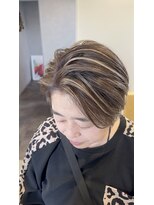 ハイク(HYKE)&nbsp;白髪ボカシショート/白髪ボカシハイライト/40代/50代/60代