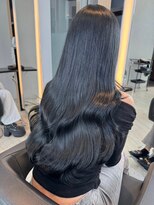 インク サカエ(inq sakae) 艶髪グレーブラック