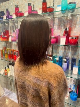 リム(Limb) 【艶髪】レイヤーボブ　美髪縮毛矯正