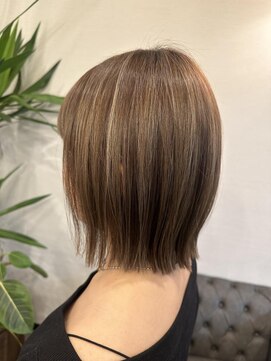 ヘアドクターベガ(hair Dr.VEGA) ミディアムボブ