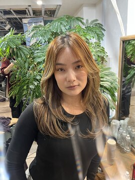 ロア インターナショナル 新宿店(LoA International) 新宿/レイヤースタイル