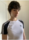 ダークパープルナチュラルショート夏のヘアアレンジ原宿