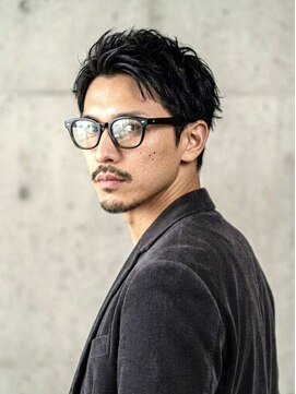 ミーク(meak) 短髪かきあげアップバングナチュラルツーブロック