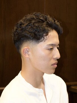 ザバーバー 渋谷(THE BARBER) バロックパーマ+スキンフェード