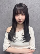 アンド ティグル クマモト(&.TIGRE KUMAMOTO)&nbsp;暗髪ストレート/顔周りレイヤー/艶髪