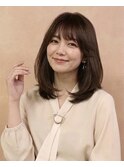 大人可愛いくびれミディアムレイヤー
