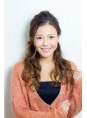 ポイントフィッシュボーンハーフアップ