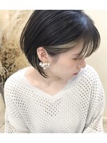 トルネード(TORNADO)&nbsp;外国人風ショートボブ ハイライト 前髪インナーカラーグレージュ