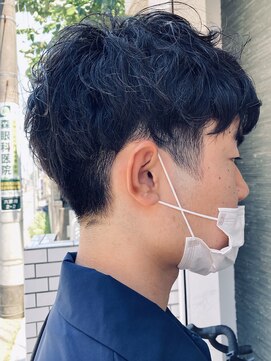 デラメアウープウープ(de.la.mair woop woop) メンズツーブロパーマ