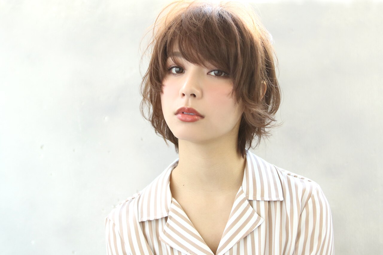 カット+グレイカラー（白髪染め）(リタッチ)+トリートメント　\6050