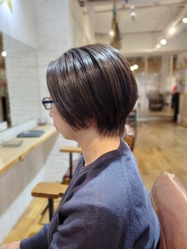 ヘアスペース リズム グリーン(Hair space Rizm green) ショートボブ×スターダスト 30代40代50代60代