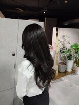 ニーナ ビューティーサロン(NINA Beauty Salon) プルエクステで艶髪ロングヘア