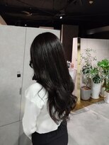 ニーナ ビューティーサロン(NINA Beauty Salon)&nbsp;プルエクステで艶髪ロングヘア