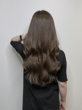 ビセ(VISE) ★20代30代に人気のアッシュベージュのエクステでまるで地毛