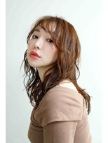 フラミューム 高崎(flammeum)&nbsp;くびレイヤーエモージュインナーグレージュ前髪ピンクベージュ