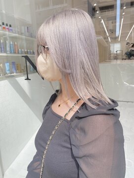 ニュート(Neut ) ホワイトシルバー/シルバーカラー/ホワイトグレー