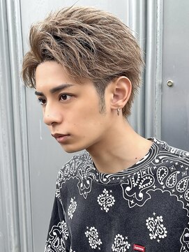 アーリー(Ali'i) アップバングソフトツイストパーマショートヘアマッシュウルフ