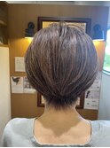 ショートボブ