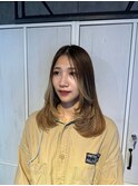 レイヤーカット/顔周りレイヤー/ミディアムレイヤー