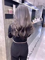 キング(K!ng)&nbsp;縮毛矯正髪質改善ハイライトレイヤーカット楠葉美容室エクステ