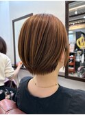 ショートボブ