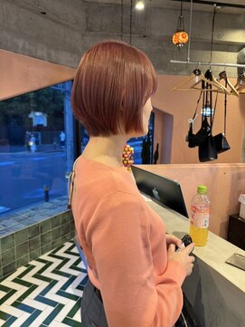 リアド(.RIAD) ピンクベージュ×ショートボブ