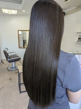 ラヴィリス バイ レム(Raviliss by rem) グレージュカラー