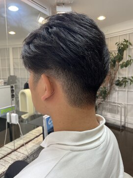 クチュリエヘアー(Couturier Hair) アフリカ風フェザーカット