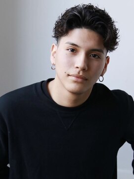 men's/メンズ/ブルーブラック/フェザーパーマ/スペインカール