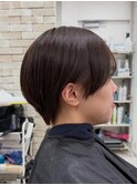 ハンサムショートツーブロック刈り上げ女子