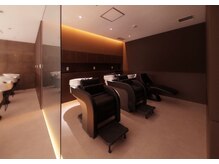 アヴァンスクロス あべのルシアス店(AVANCE.CROSS)の雰囲気（半個室の空間で頭皮改善ヘッドスパで極上の癒し時間に◎）