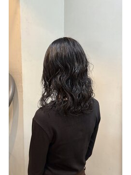 カット アトリエ ルームスリー(cut atelier room3) ミディアムパーマ