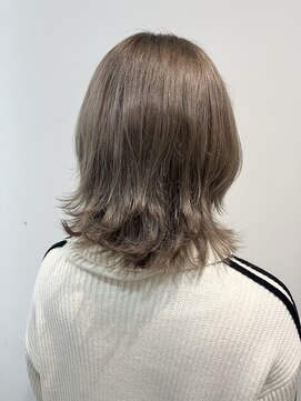 【ブリーチ&ダブルカラー】ミルクティーカラーグレージュカラー